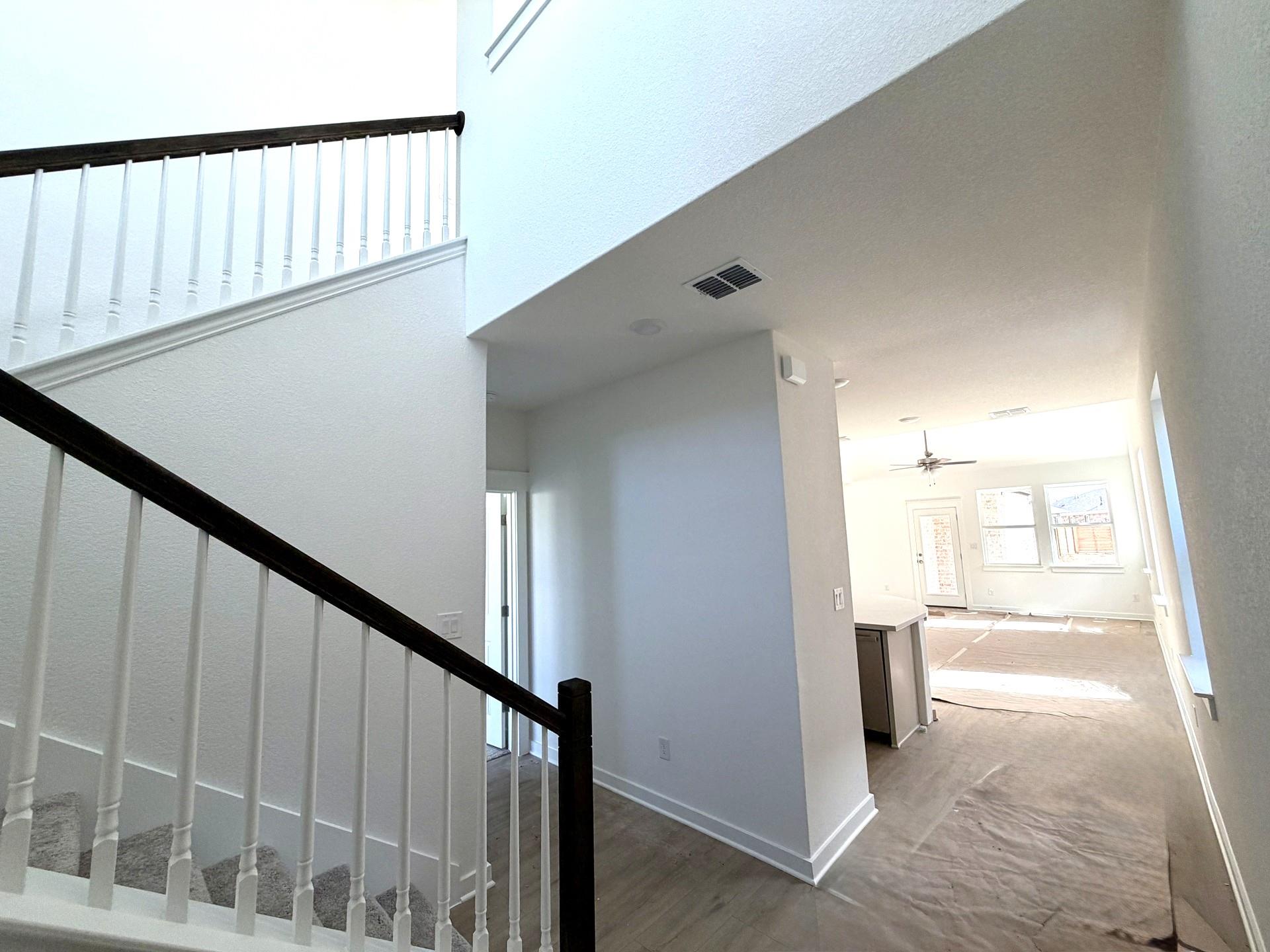 504 Bloomington Loop, Hutto TX 78634 – home for sale in Flora